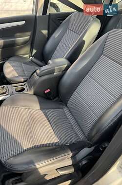 Хэтчбек Mercedes-Benz A-Class 2005 в 