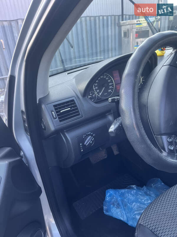 Хэтчбек Mercedes-Benz A-Class 2008 в Одессе фото 25 Хэтчбек Mercedes-Benz A-Class 2008 в Одессе