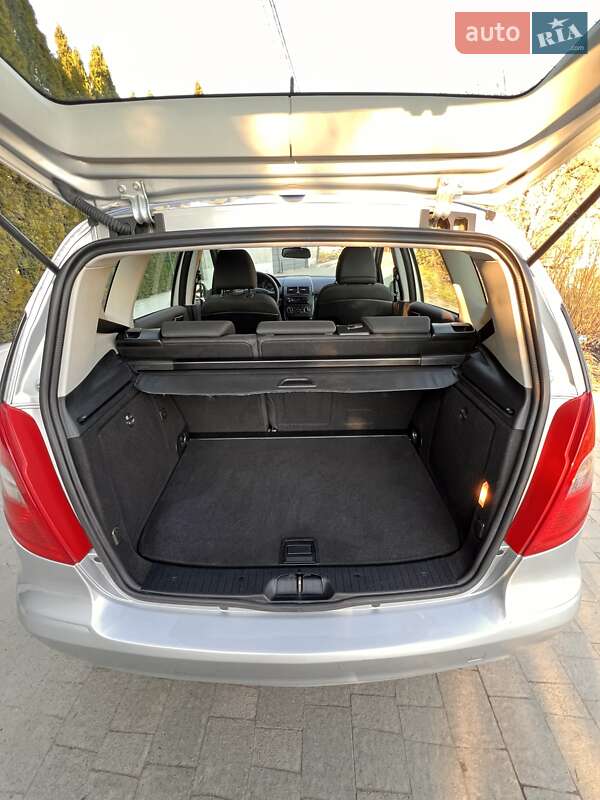 Хэтчбек Mercedes-Benz A-Class 2009 в Львове