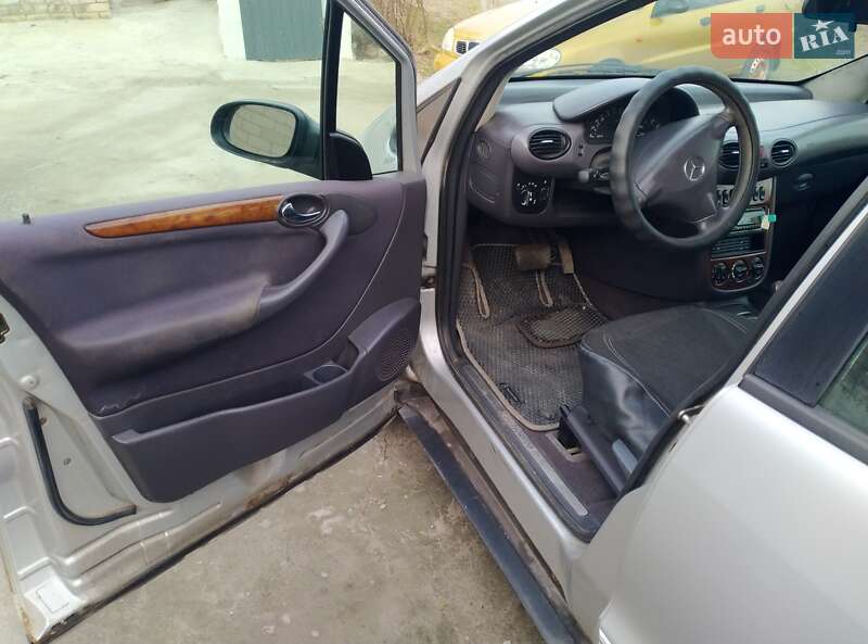 Хетчбек Mercedes-Benz A-Class 2001 в Новомосковську