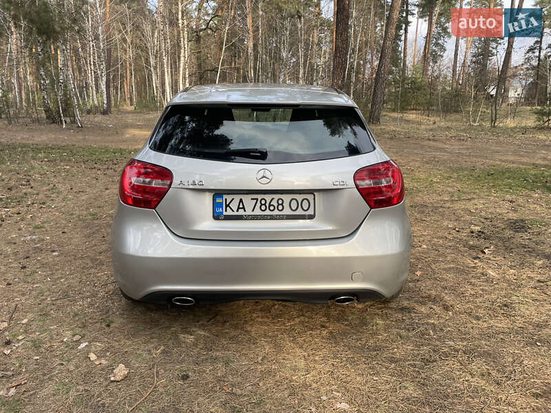 Хэтчбек Mercedes-Benz A-Class 2014 в Киеве