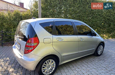 Хэтчбек Mercedes-Benz A-Class 2006 в 