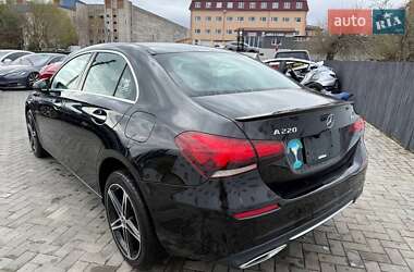 Седан Mercedes-Benz A-Class 2019 в 