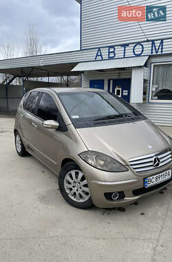 Хэтчбек Mercedes-Benz A-Class 2005 в 