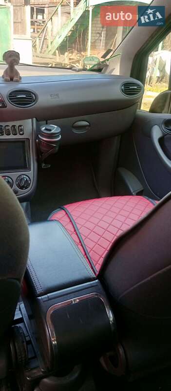 Хэтчбек Mercedes-Benz A-Class 2003 в Киеве фото 15 Хэтчбек Mercedes-Benz A-Class 2003 в Киеве
