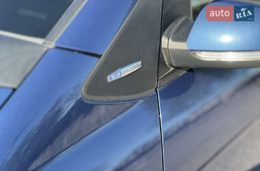 Хэтчбек Mercedes-Benz A-Class 2012 в 