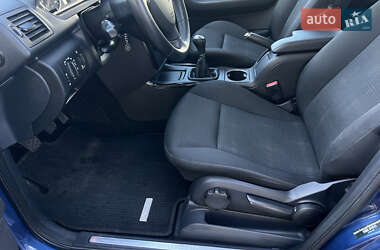Хэтчбек Mercedes-Benz A-Class 2012 в 