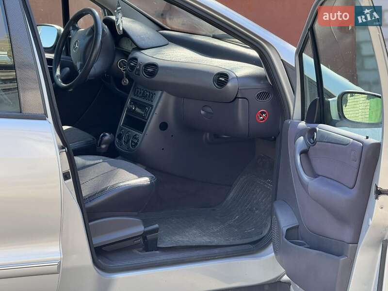 Хетчбек Mercedes-Benz A-Class 2003 в Дніпрі