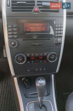 Хэтчбек Mercedes-Benz A-Class 2007 в 