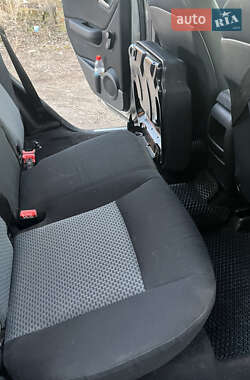 Хэтчбек Mercedes-Benz A-Class 2007 в 