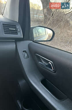 Хэтчбек Mercedes-Benz A-Class 2007 в 