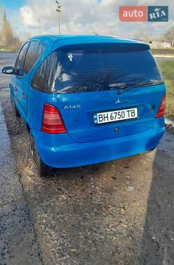 Хэтчбек Mercedes-Benz A-Class 1998 в 