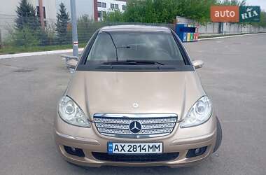 Хэтчбек Mercedes-Benz A-Class 2007 в 