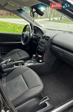 Хетчбек Mercedes-Benz A-Class 2011 в 