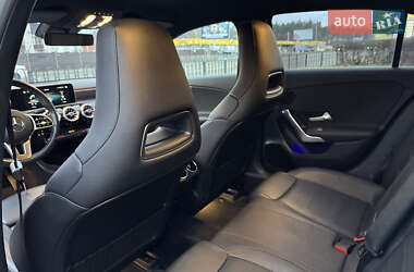 Хэтчбек Mercedes-Benz A-Class 2019 в 