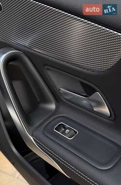 Хэтчбек Mercedes-Benz A-Class 2018 в 