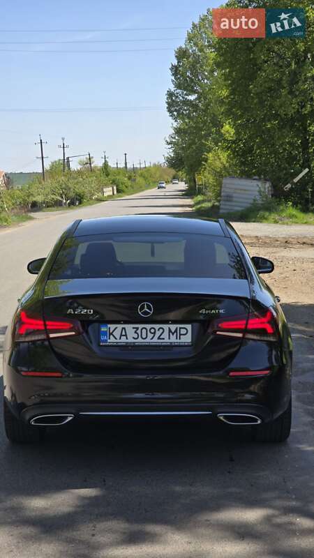 Седан Mercedes-Benz A-Class 2019 в 
