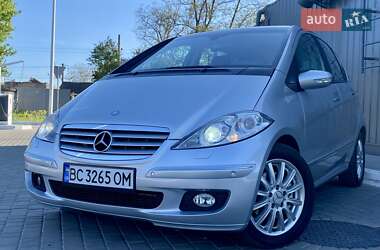 Хэтчбек Mercedes-Benz A-Class 2005 в 