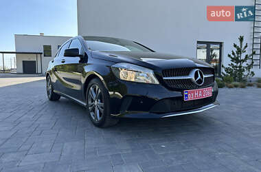Хэтчбек Mercedes-Benz A-Class 2016 в 