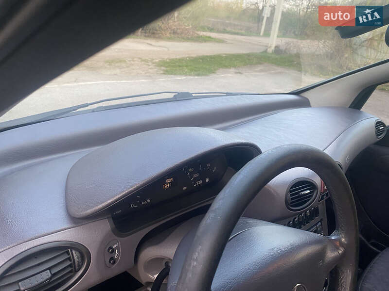 Хэтчбек Mercedes-Benz A-Class 2004 в Конотопе