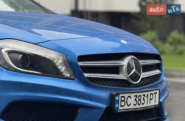 Хэтчбек Mercedes-Benz A-Class 2015 в 