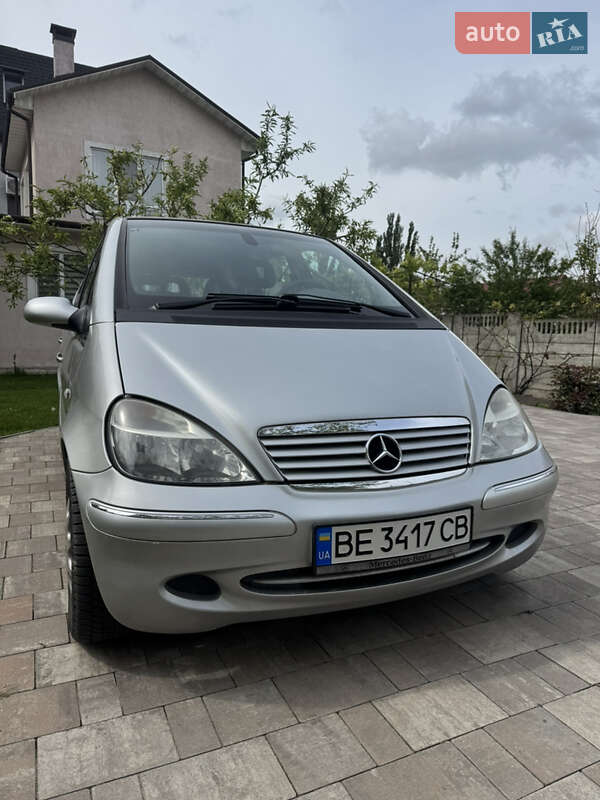 Хэтчбек Mercedes-Benz A-Class 2002 в 