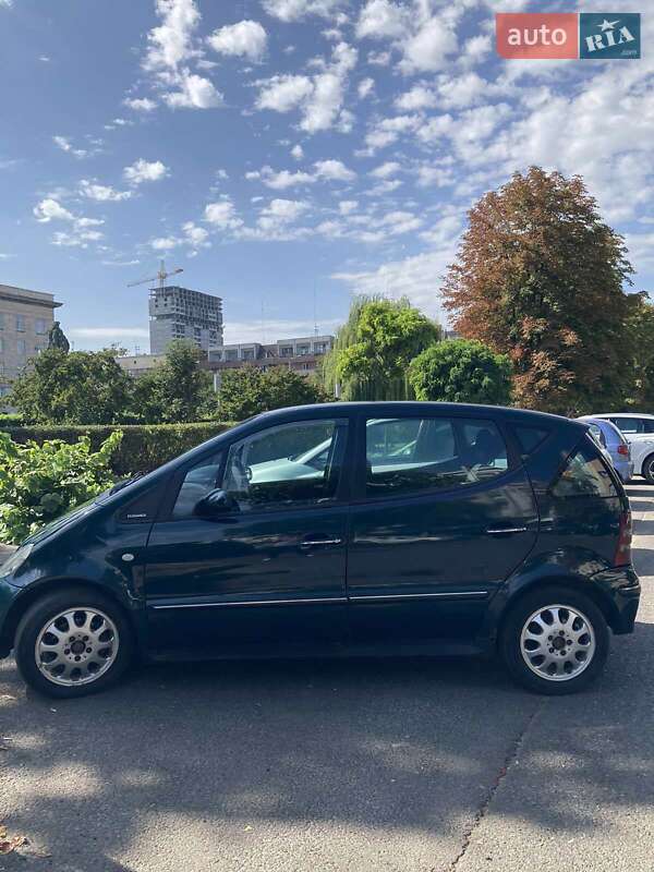Хэтчбек Mercedes-Benz A-Class 2002 в 