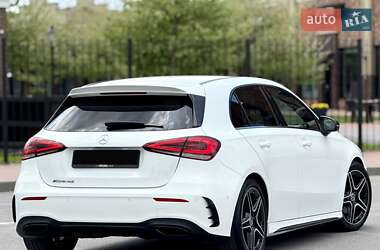 Хетчбек Mercedes-Benz A-Class 2018 в 