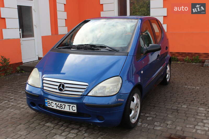 Хэтчбек Mercedes-Benz A-Class 2000 в 