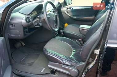 Хэтчбек Mercedes-Benz A-Class 2002 в 