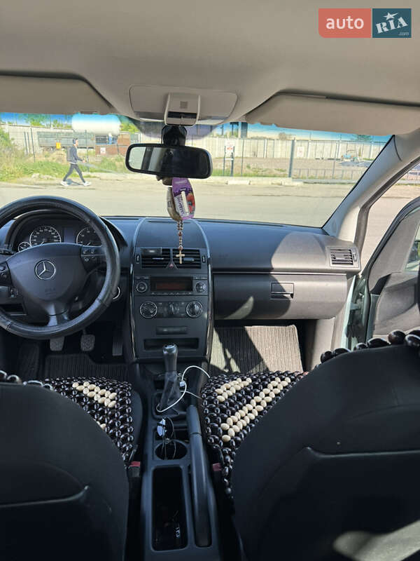 Хетчбек Mercedes-Benz A-Class 2005 в 