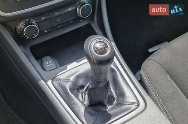 Хетчбек Mercedes-Benz A-Class 2013 в 