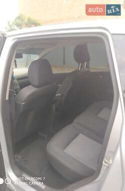 Хэтчбек Mercedes-Benz A-Class 2004 в 