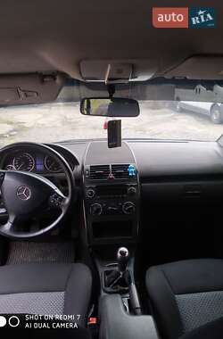 Хэтчбек Mercedes-Benz A-Class 2004 в 
