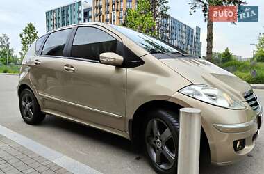 Хэтчбек Mercedes-Benz A-Class 2007 в 