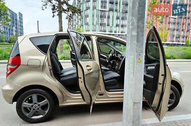 Хэтчбек Mercedes-Benz A-Class 2007 в 