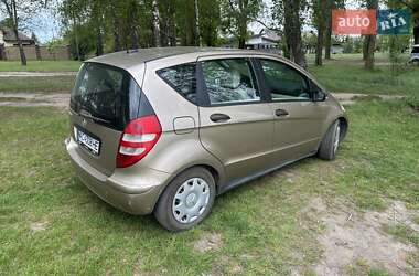 Хэтчбек Mercedes-Benz A-Class 2005 в 