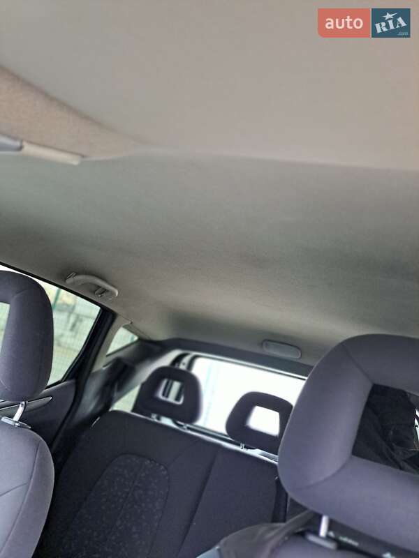 Хэтчбек Mercedes-Benz A-Class 2001 в Черновцах фото 25 Хэтчбек Mercedes-Benz A-Class 2001 в Черновцах