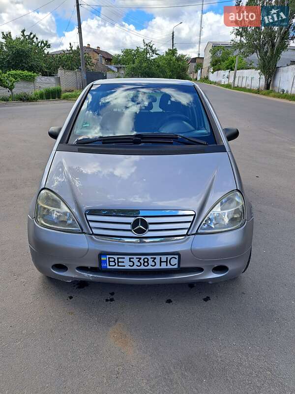 Хэтчбек Mercedes-Benz A-Class 1999 в 