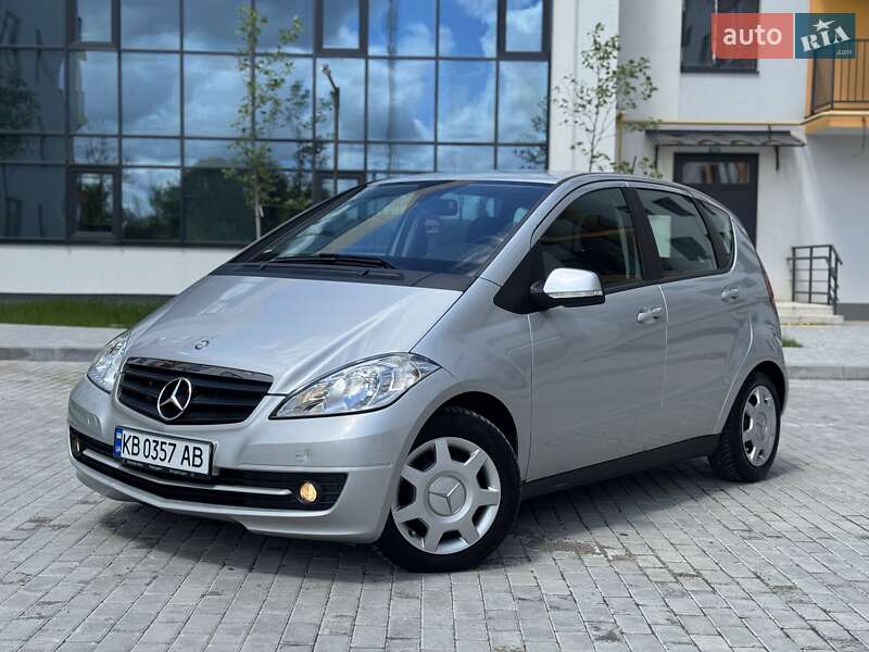 Mercedes-Benz A-Class 2011