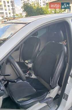 Хэтчбек Mercedes-Benz A-Class 2000 в 