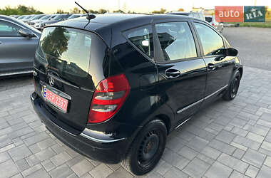Хэтчбек Mercedes-Benz A-Class 2006 в 