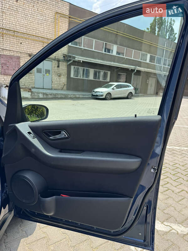 Хэтчбек Mercedes-Benz A-Class 2005 в Черновцах
