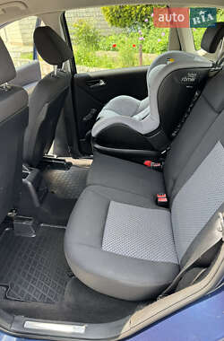 Хэтчбек Mercedes-Benz A-Class 2005 в 