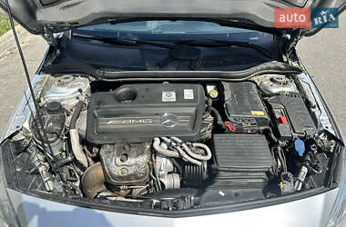 Хэтчбек Mercedes-Benz A-Class 2013 в 