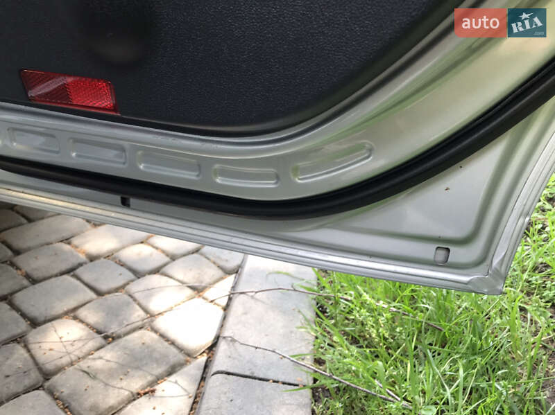 Хэтчбек Mercedes-Benz A-Class 2010 в Луцке