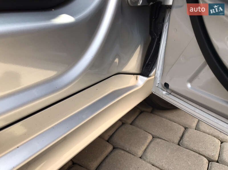 Хэтчбек Mercedes-Benz A-Class 2010 в Луцке