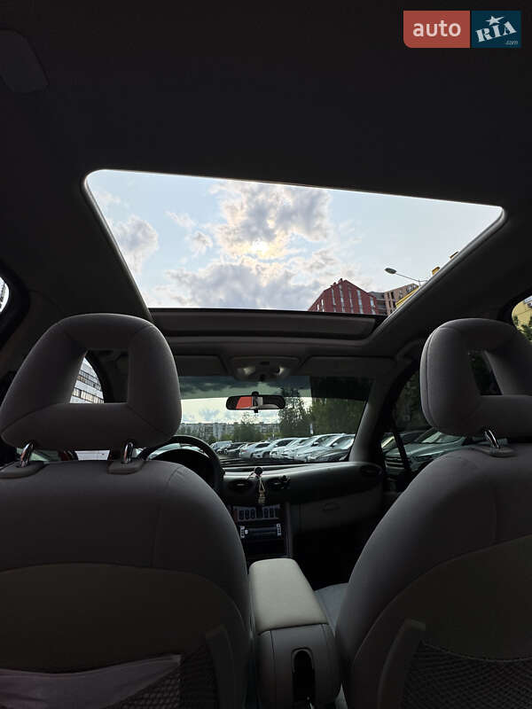 Хэтчбек Mercedes-Benz A-Class 2002 в Киеве