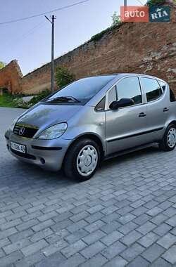Хэтчбек Mercedes-Benz A-Class 2000 в 