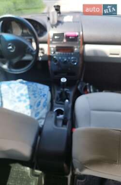 Хэтчбек Mercedes-Benz A-Class 2005 в 